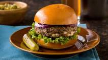 Burgers with Cream Cheese and Sun-dried Tomato Filling Burgers with Cream Cheese and Sun-dried Tomato Filling
