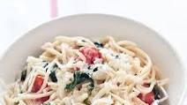Spaghetti with Spinach, Tomatoes and Goat Cheese Spaghetti with Spinach, Tomatoes and Goat Cheese