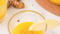 Turmeric Shot Using Fresh or Powdered Turmeric Turmeric Shot Using Fresh or Powdered Turmeric