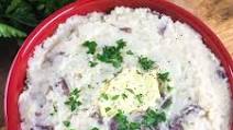 Holiday Green and Red Mashed Potatoes Holiday Green and Red Mashed Potatoes