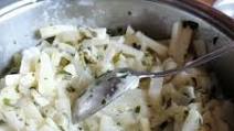 Sauteed kohlrabi with cream sauce Sauteed kohlrabi with cream sauce