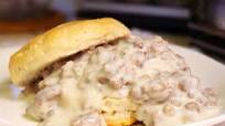 Easy Sausage Gravy and Biscuits Easy Sausage Gravy and Biscuits