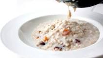 Steel-Cut Oatmeal With Fruit Steel-Cut Oatmeal With Fruit