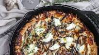 Cast Iron Skillet Pizza Cast Iron Skillet Pizza