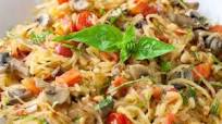 Tomato Mushroom Spaghetti Squash {Whole30 Recipe} Tomato Mushroom Spaghetti Squash {Whole30 Recipe}