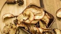 Weight Watchers Air Fryer Apple Chips with Cinnamon Weight Watchers Air Fryer Apple Chips with Cinnamon