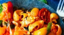 Creamy Caprese Pasta Creamy Caprese Pasta