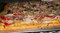 Pampered Chef - 3-Cheese Garden Pizza Pampered Chef - 3-Cheese Garden Pizza