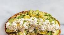 Pan tostado con claras de huevo Pan tostado con claras de huevo