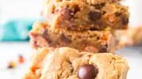 Loaded Chocolate Chip Cookie Bars Loaded Chocolate Chip Cookie Bars