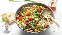 Salade de pois chiches et de couscous, vinaigrette à la harissa de Stefano Faita Salade de pois chiches et de couscous, vinaigrette à la harissa de Stefano Faita