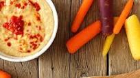 Carrot sticks with hummus Carrot sticks with hummus