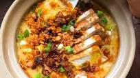 Arroz Palabok (Filipino Orange Congee) Arroz Palabok (Filipino Orange Congee)
