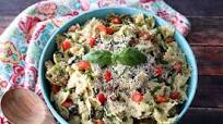 Susan's Tomato Basil Chicken Pasta Salad Susan's Tomato Basil Chicken Pasta Salad
