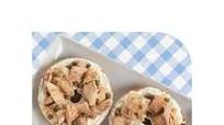 Smoked Salmon Bagel (low cal/low salt version) Smoked Salmon Bagel (low cal/low salt version)