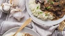 Easy Salisbury Steak (Whole30, Paleo) Easy Salisbury Steak (Whole30, Paleo)
