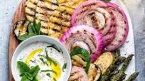 Grilled Vegetable Platter with Yogurt Mint Sauce Grilled Vegetable Platter with Yogurt Mint Sauce