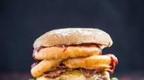 Western Burger Recipe with Beer Battered Onion Rings Western Burger Recipe with Beer Battered Onion Rings