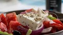 Vegetarian keto Greek salad Vegetarian keto Greek salad