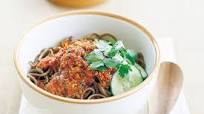 Buckwheat noodles with spicy bolognaise (gluten-free) Buckwheat noodles with spicy bolognaise (gluten-free)