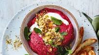Beetroot hummus with Turkish toasts Beetroot hummus with Turkish toasts
