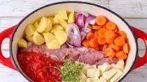 One pot with pork tenderloin and veggies One pot with pork tenderloin and veggies
