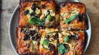 Detroit style deep dish pizza Detroit style deep dish pizza