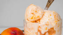 Peach Ice Cream Recipe (No-Eggs) Peach Ice Cream Recipe (No-Eggs)