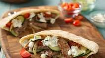 Stir-Fried Beef Gyros In Pita Pockets Stir-Fried Beef Gyros In Pita Pockets