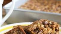 Oatmeal Chocolate Chip-Pecan Cookie Bars Oatmeal Chocolate Chip-Pecan Cookie Bars