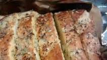 Easy Cheesy Garlic Bread Easy Cheesy Garlic Bread