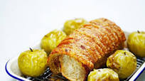Roast loin of pork with crispy crackling Roast loin of pork with crispy crackling