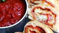 Pepperoni Pizza Rolls (Oven or Air Fryer) Pepperoni Pizza Rolls (Oven or Air Fryer)