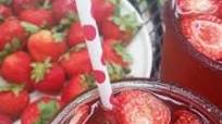 DIY–Starbucks Strawberry Acai Refresher recipe DIY–Starbucks Strawberry Acai Refresher recipe