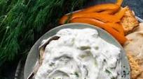 How to Make Tzatziki Sauce (Keto, Gluten Free & Vegetarian) How to Make Tzatziki Sauce (Keto, Gluten Free & Vegetarian)