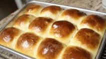 Old School Cafeteria-Style Yeast Rolls Old School Cafeteria-Style Yeast Rolls