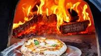 Classic Neapolitan Pizza Classic Neapolitan Pizza