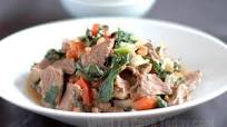 KENYAN LAMB STIR-FRY/ SUKUMA WIKI KENYAN LAMB STIR-FRY/ SUKUMA WIKI