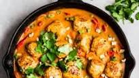 One Pan Ginger Chicken Meatballs with Peanut Sauce One Pan Ginger Chicken Meatballs with Peanut Sauce