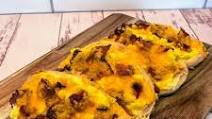 Easy Breakfast Pizza (Copycat Casey's Recipe) Easy Breakfast Pizza (Copycat Casey's Recipe)