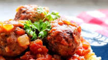 Vegan Spaghetti and (Beyond) Meatballs Vegan Spaghetti and (Beyond) Meatballs