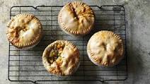 Low-fat beef and potato pies Low-fat beef and potato pies