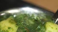 How To Make Saag Aloo Curry How To Make Saag Aloo Curry