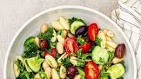 12 Vegan Low FODMAP Lunches: Pasta Salad 12 Vegan Low FODMAP Lunches: Pasta Salad