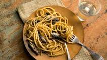 Pasta With Sardines, Bread Crumbs and Capers Pasta With Sardines, Bread Crumbs and Capers