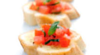 How to Make The BEST Easy Bruschetta How to Make The BEST Easy Bruschetta