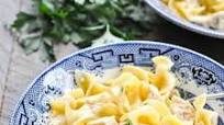 Crock Pot Chicken and Noodles Crock Pot Chicken and Noodles