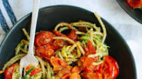Pesto Squash Noodles and Spaghetti with Burst Cherry Tomatoes Pesto Squash Noodles and Spaghetti with Burst Cherry Tomatoes