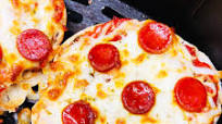 Air Fryer English Muffin Pizzas Air Fryer English Muffin Pizzas