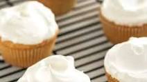 Air Fryer Vanilla Cupcakes Air Fryer Vanilla Cupcakes